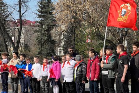 Тюменские коммунисты почтили память В.И. Ленина