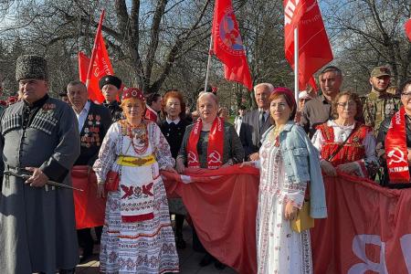 Завершился этап автомарша-эстафеты «Наша Великая Победа» по регионам Северо-Кавказского федерального округа