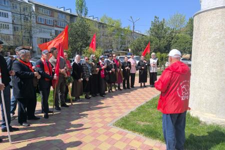 Дагестанские коммунисты масштабно отметили 155 лет со дня рождения В.И. Ленина