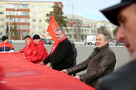 Марш-эстафета «Наша Великая Победа». Знамя Победы реет над Югрой