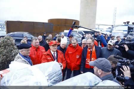 Сто тридцать седьмой гуманитарный конвой от КПРФ к 80-летию Великой Победы
