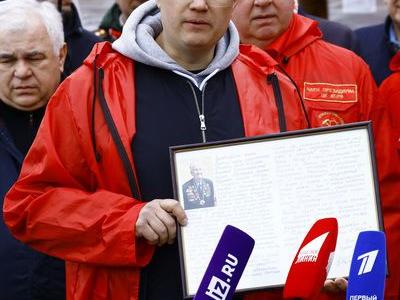 Сто тридцать седьмой гуманитарный конвой от КПРФ к 80-летию Великой Победы
