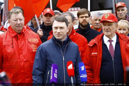 Сто тридцать седьмой гуманитарный конвой от КПРФ к 80-летию Великой Победы