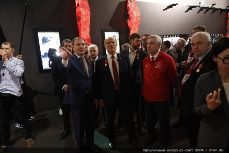 В Москве открылся Второй международный антифашистский форум и состоялся праздничный концерт ко дню рождения В.И. Ленина