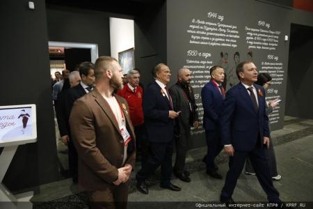 В Москве открылся Второй международный антифашистский форум и состоялся праздничный концерт ко дню рождения В.И. Ленина