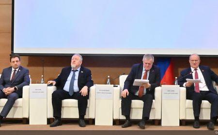 «Такой ремонт политической системы приведет страну к дестабилизации». Выступление Г.А. Зюганова на круглом столе в Госдуме