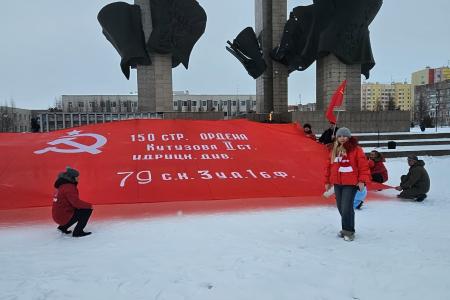 На Ямале завершился двухдневный этап Международного антифашистского марша-эстафеты «Наша Великая Победа»