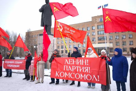 Ямало-Ненецкий автономный округ. Митинг в честь 155-ой годовщины со дня рождения В.И. Ленина
