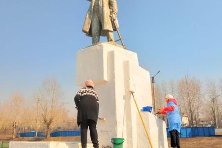 Коммунисты Забайкалья проводят ленинские субботники