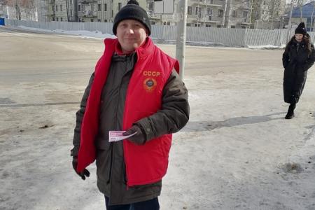 Коммунисты Якутии наращивают сбор подписей в рамках Народного референдума КПРФ