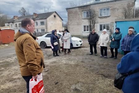 Без дорог, транспорта и пенсий: жители Комсомольского района Ивановской области в отчаянии, а местная власть только мешает