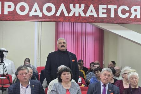 Депутаты Госдумы Алексей Куринный и Мария Прусакова приняли участие в работе Пленума Алтайского крайкома КПРФ