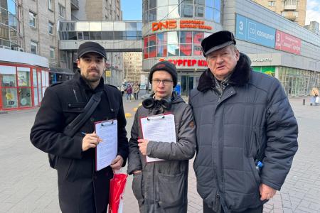 Все больше жителей Петербурга поддерживают народный референдум