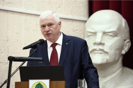 Первый антифашист