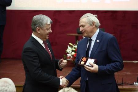 Первый антифашист