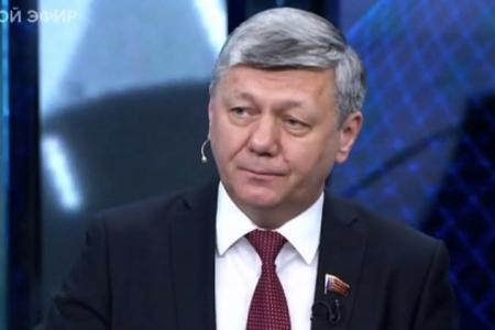 Дмитрий Новиков на Первом канале анонсировал начало работы в Москве II Международного антифашистского форума, созванного КПРФ