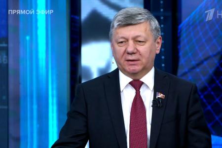 Дмитрий Новиков на Первом канале об игре Трампа в украинском конфликте и шансах России договориться с США