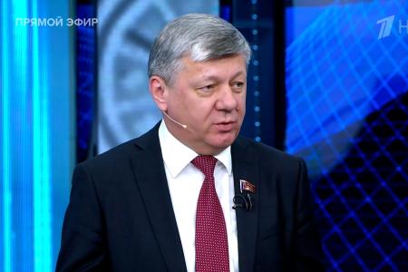 Дмитрий Новиков на Первом канале об игре Трампа в украинском конфликте и шансах России договориться с США