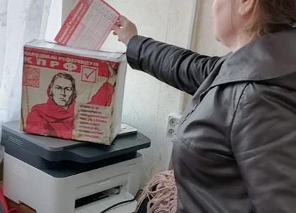 В Саратовской области продолжается сбор подписей Народного референдума КПРФ