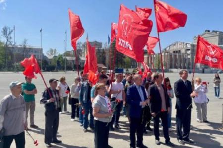 В Саратове КПРФ достойно отметила 155-летие со дня рождения В.И. Ленина