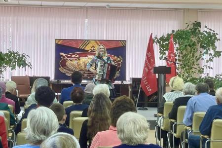 Тульский обком КПРФ проводит торжественные собрания в честь 80-летия Великой Победы