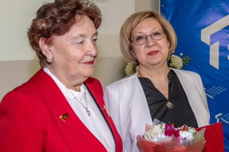 Лидер коммунистов Тюменской области Тамара Казанцева приняла участие в научно-практической конференции «Занкиевские чтения»