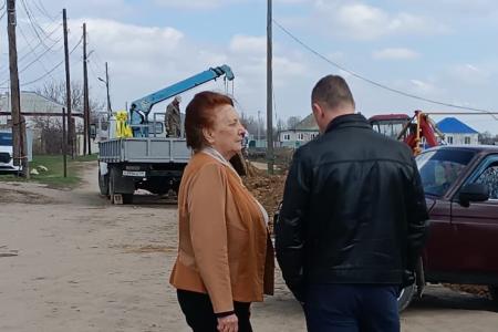 Заместитель председателя Волгоградской областной Думы, руководитель фракции КПРФ Тамара Головачева посетила учебное заведение Фроловского района