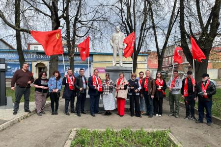 Костромские коммунисты почтили память В.И. Ленина в день 155-летия вождя