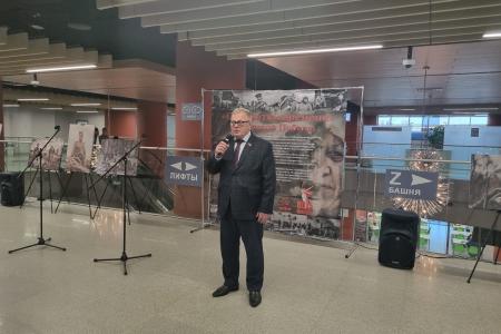 В Мособлдуме прошла выставка «Отпечатки времени Великой Победы»