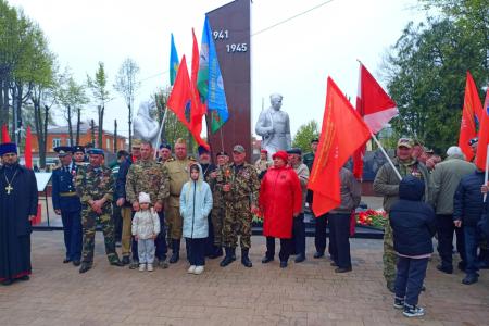 Подмосковные коммунисты: Величие Дня Победы мы пронесем сквозь века!