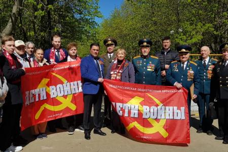Подмосковные коммунисты: Нам отцы и деды передали Знамя труда, а мы не подведем!