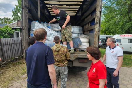 Тамбовские и воронежские коммунисты доставили гуманитарный груз в Луганскую Народную республику