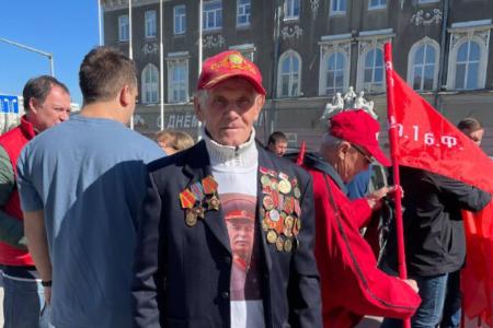Саратовские коммунисты провели праздничный автопробег, посвящённый Дню международной солидарности трудящихся