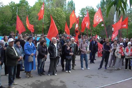 Саратовские коммунисты отметили День международной солидарности трудящихся