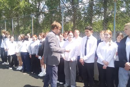 В Воронежской области учащиеся Подгоренской школы получили новый спортивный инвентарь