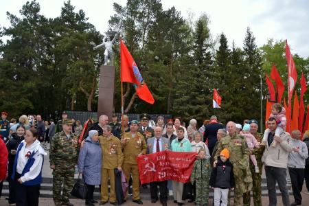 Подмосковные коммунисты: Величие Дня Победы мы пронесем сквозь века!