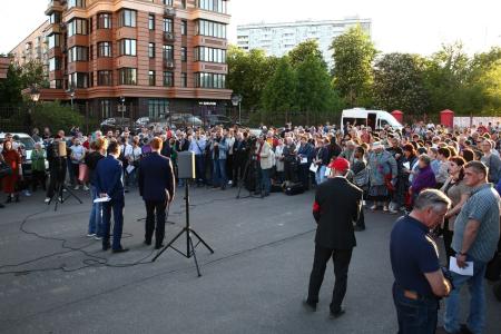 Москва. Депутаты КПРФ выступили в защиту музея «Моторы войны»