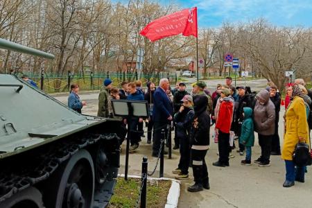 Свердловская область. КПРФ провела в Екатеринбурге экскурсию, посвященную Дню Победы