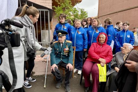 Коммунисты Нижнего Новгорода открыли мемориальную доску последнему Герою Советского Союза, проживавшему в Нижегородской области