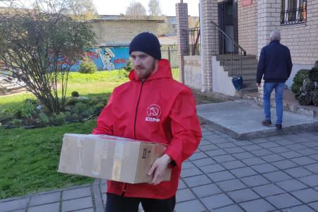 Новгородский коммунист доставит гуманитарный груз в зону СВО