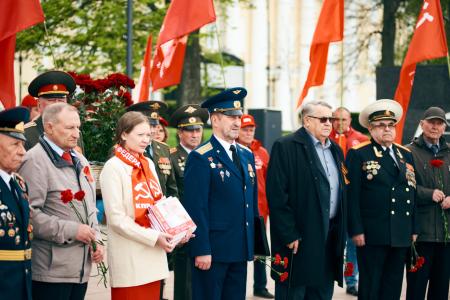 Владислав Егоров выступил на митинге Победы в Нижегородском Кремле