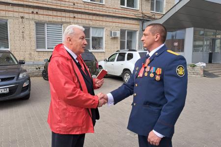 Главнокомандующий и маршалы Победы в строю Тамбовского коммунистического батальона!
