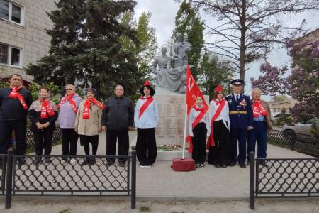 Волгоград. Красное Знамя Победителей – гордость потомков!