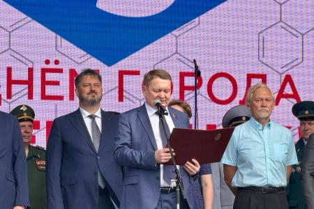 Нижегородская область. Владислав Егоров поздравил жителей Дзержинска с 95-летием города химиков