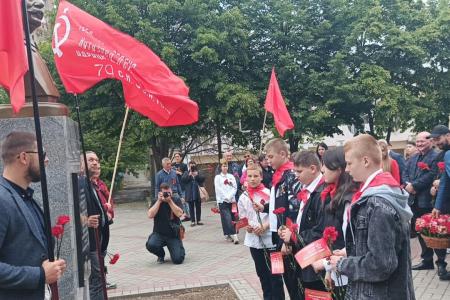 В Запорожской области открыли памятник И. В. Сталину