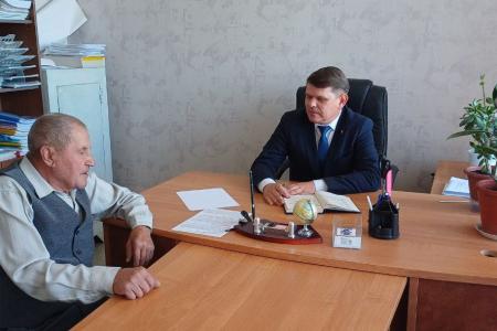 Волгоградская область. Депутаты КПРФ провели прием граждан по личным вопросам