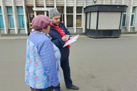Санкт-Петербург. Население активно поддержало Народный Референдум КПРФ