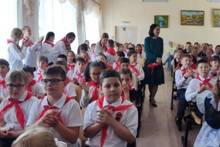 День пионерии в Волгоградской области. «Вот закон на сто веков: Пионер всегда готов!»