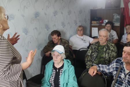 Актуальные вопросы рассмотрены в ходе поездки первого секретаря Новгородского обкома КПРФ Ольги Ефимовой по районам