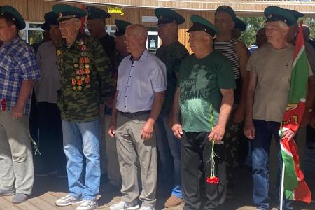 Воронежская область. КПРФ поздравила ветеранов-пограничников с профессиональным праздником